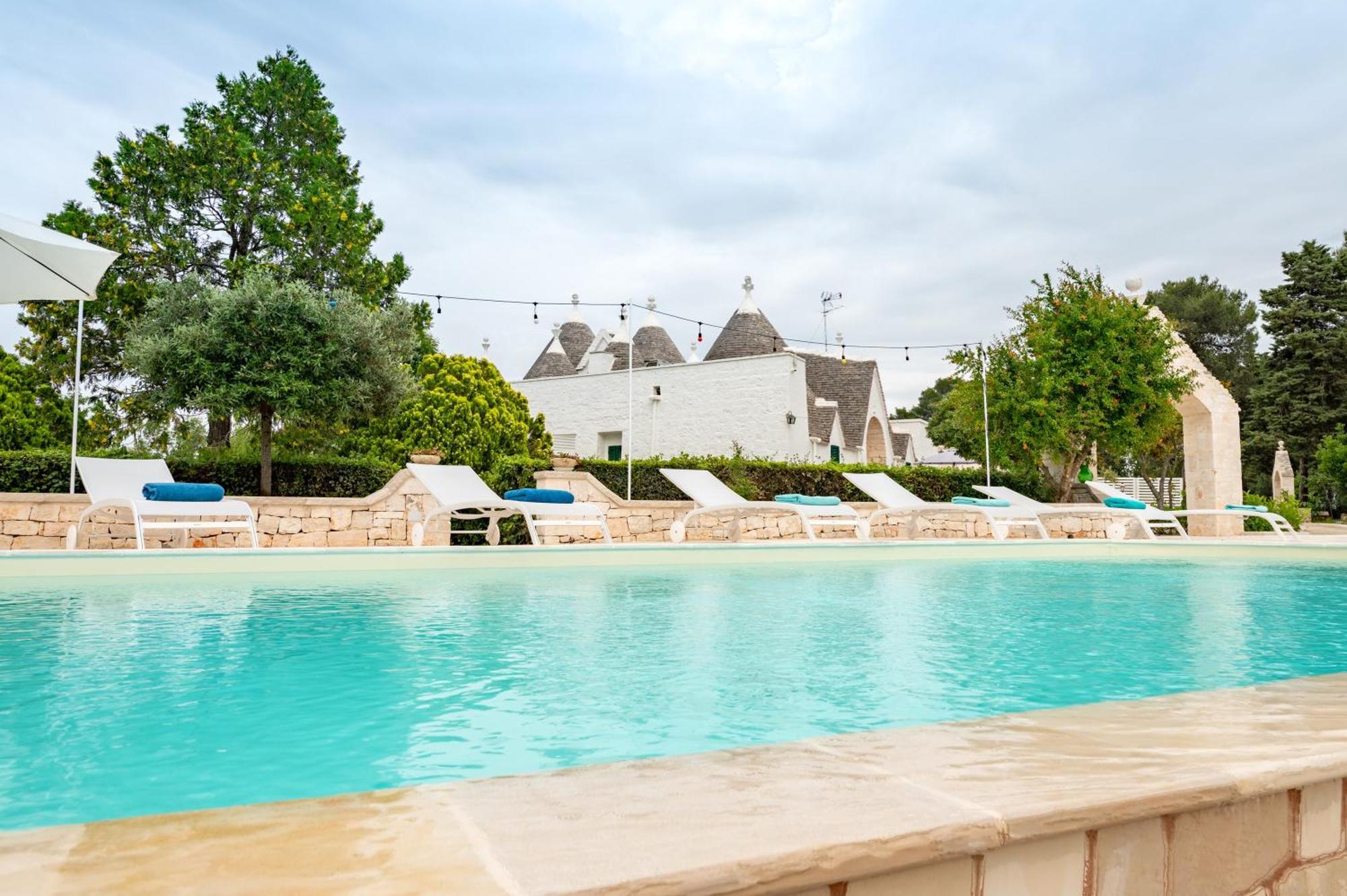 Trullo Degli Anelli In Masseria Cisternino Exterior foto