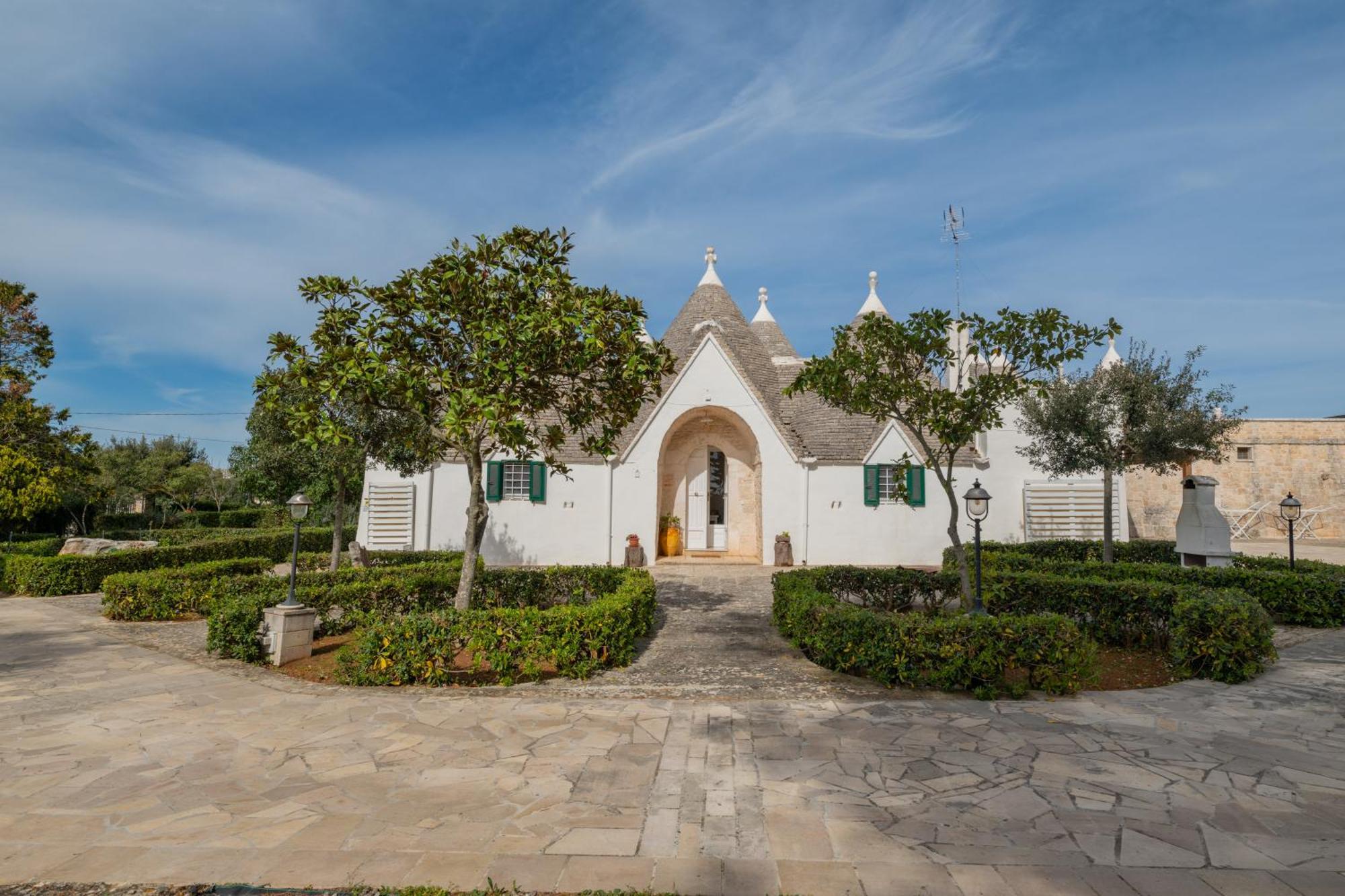 Trullo Degli Anelli In Masseria Cisternino Exterior foto
