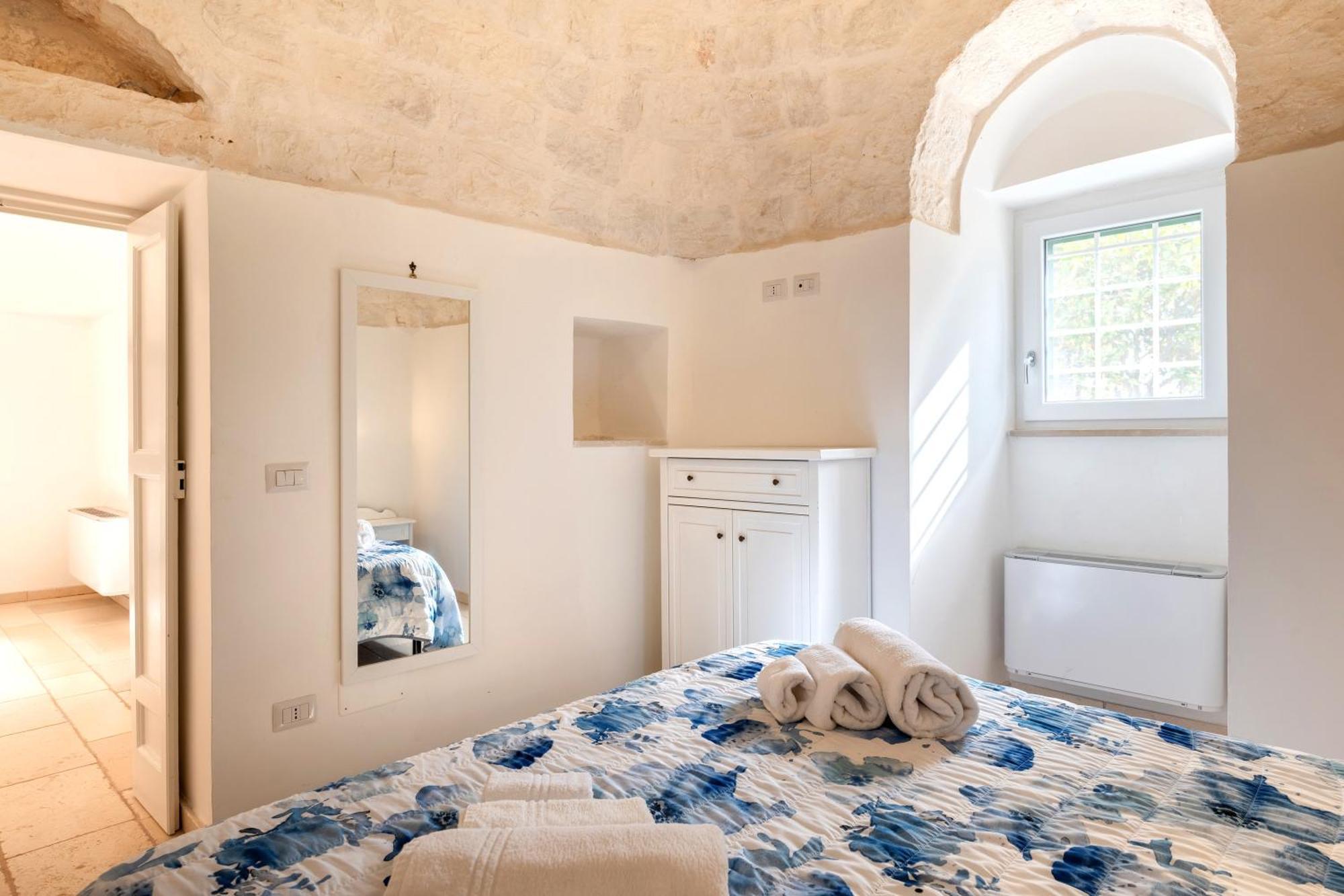 Trullo Degli Anelli In Masseria Cisternino Exterior foto